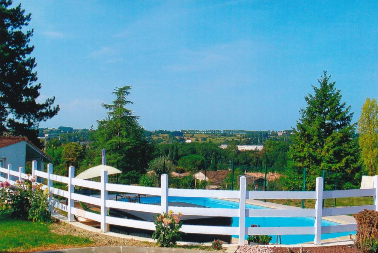 Chambre D'Hotes A Nérac Εξωτερικό φωτογραφία